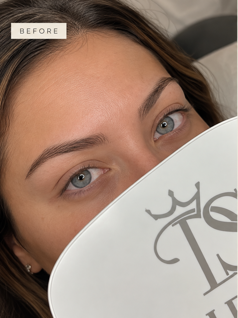 Natural lashes before D.Sierra Classic extensions